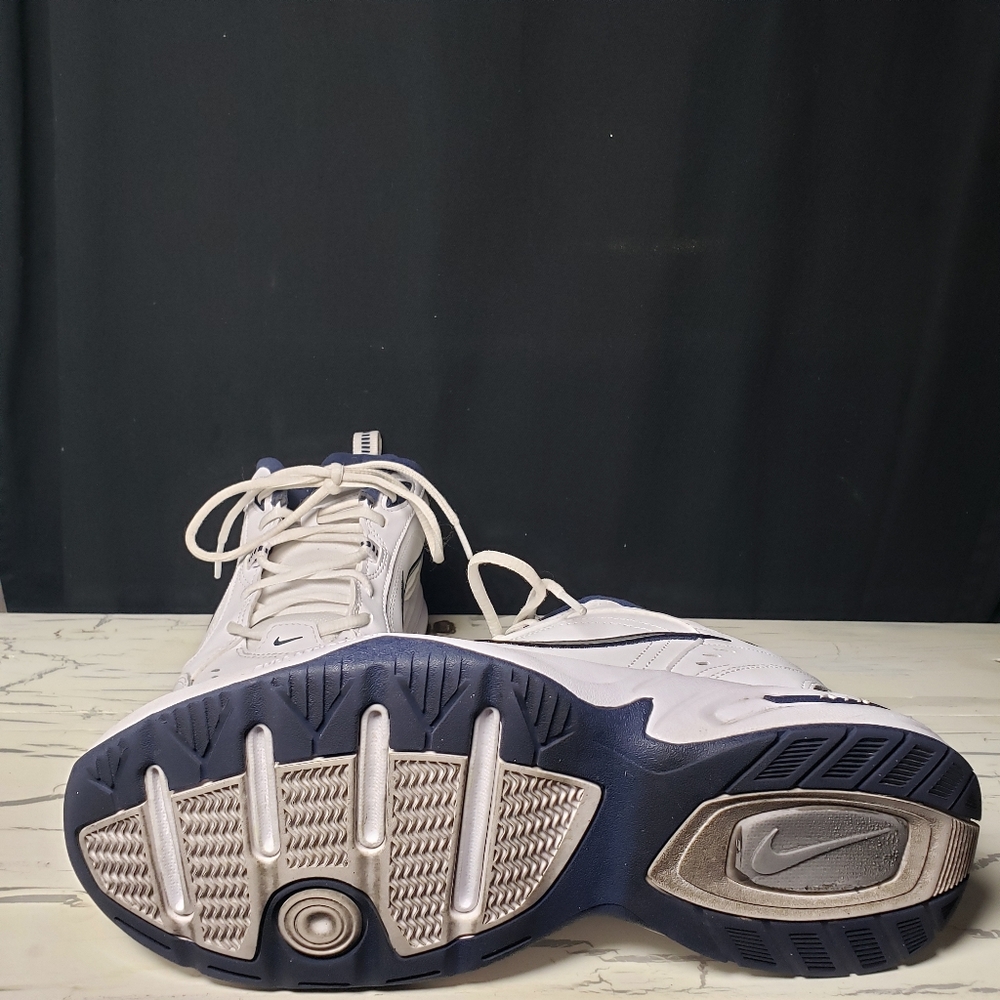 Nike Air Monarch (style 415445-102) in White/ Navy Blue Men's size 10 - Picture 10 of 15